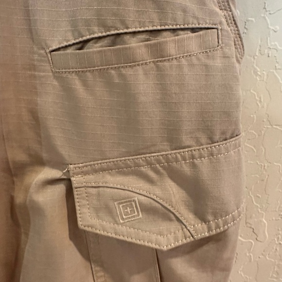 Men’s 5.11 Cargo Straight Leg Regular Fit Tactical Pants Size 36x30 - Picture 5 of 10
